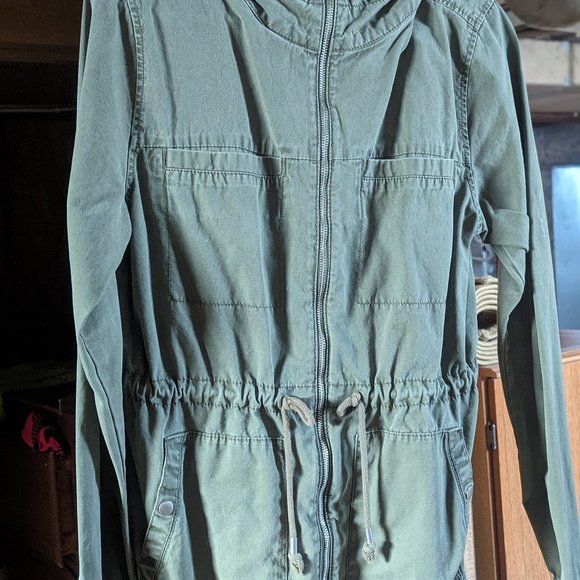 Coat - Picture 1 of 2